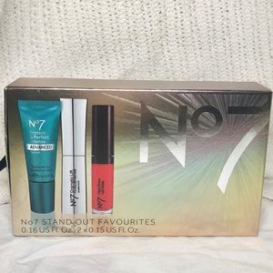 🎀B2G1🎀 No7 Stand Out Favourites